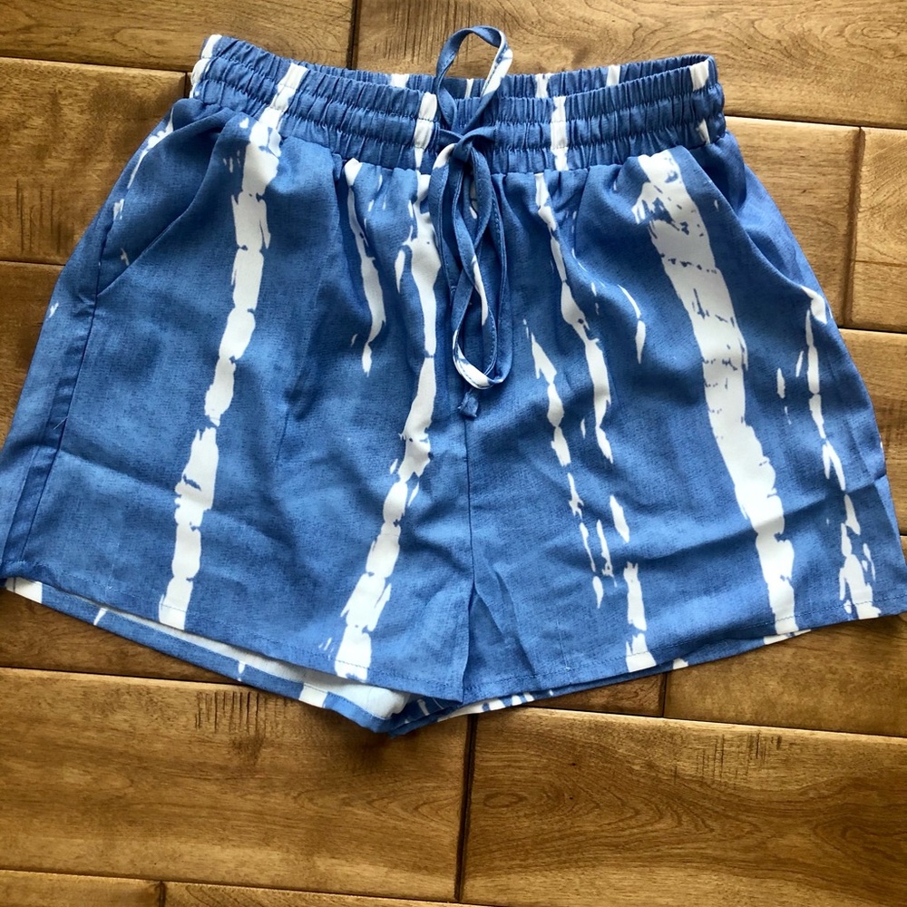 Small lightweight shorts **brand new**